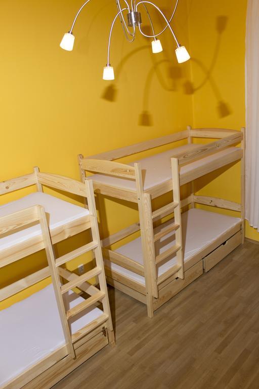 Pillows Party Hostel كراكوفيا الغرفة الصورة